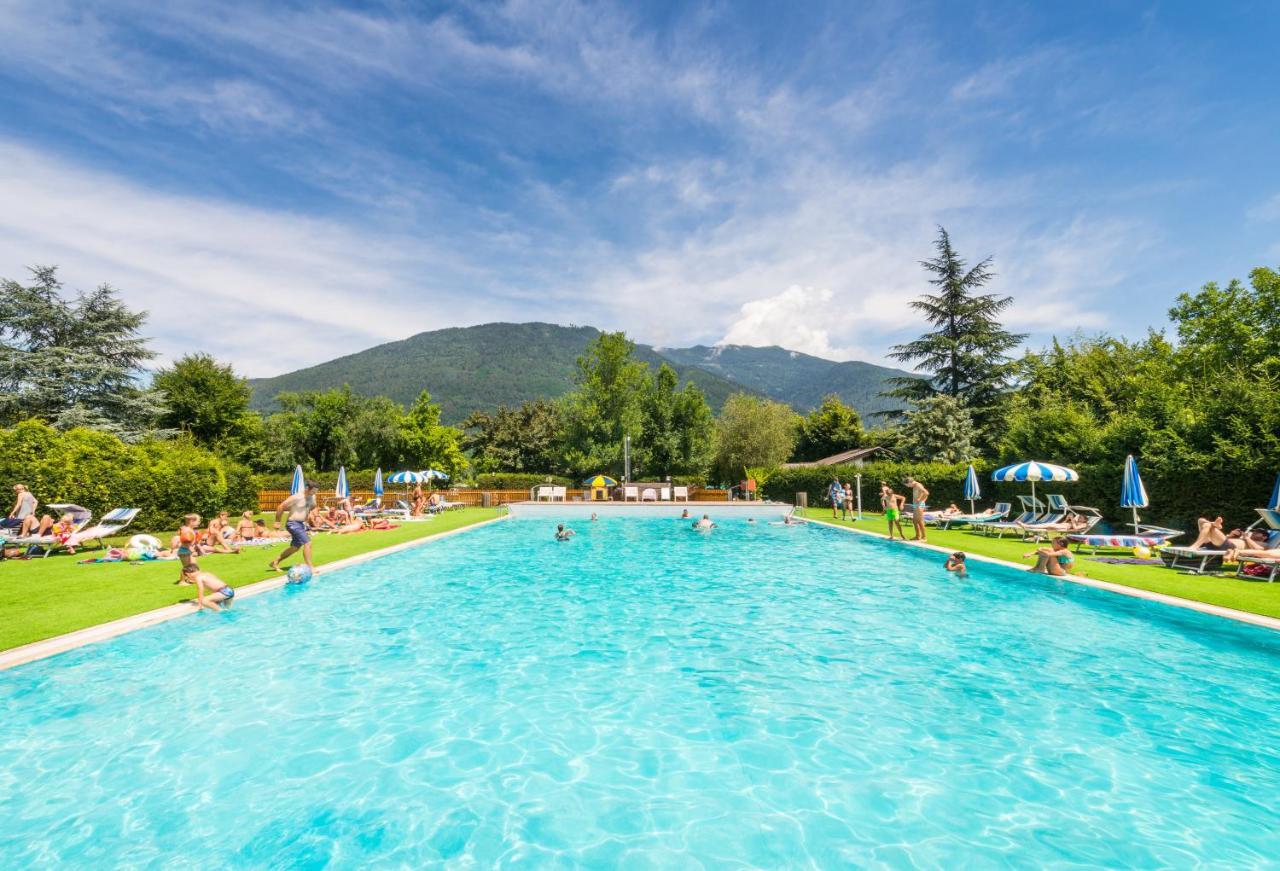 Hotel Camping Due Laghi à Levico Terme Extérieur photo