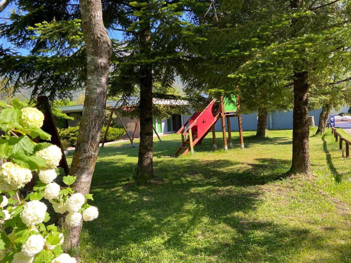 Hotel Camping Due Laghi à Levico Terme Extérieur photo