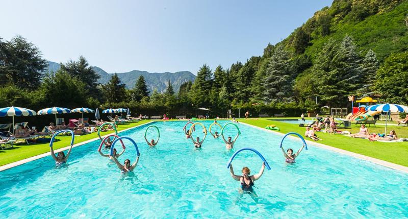 Hotel Camping Due Laghi à Levico Terme Extérieur photo